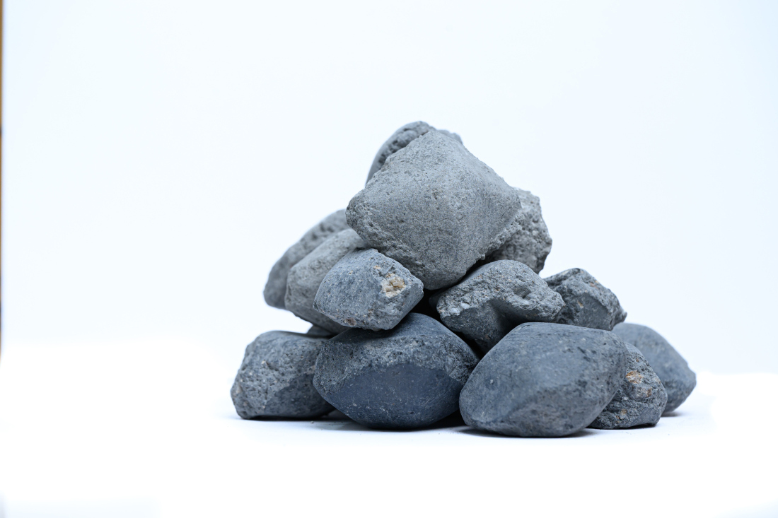 MgO Briquettes with Carbon & without Carbon